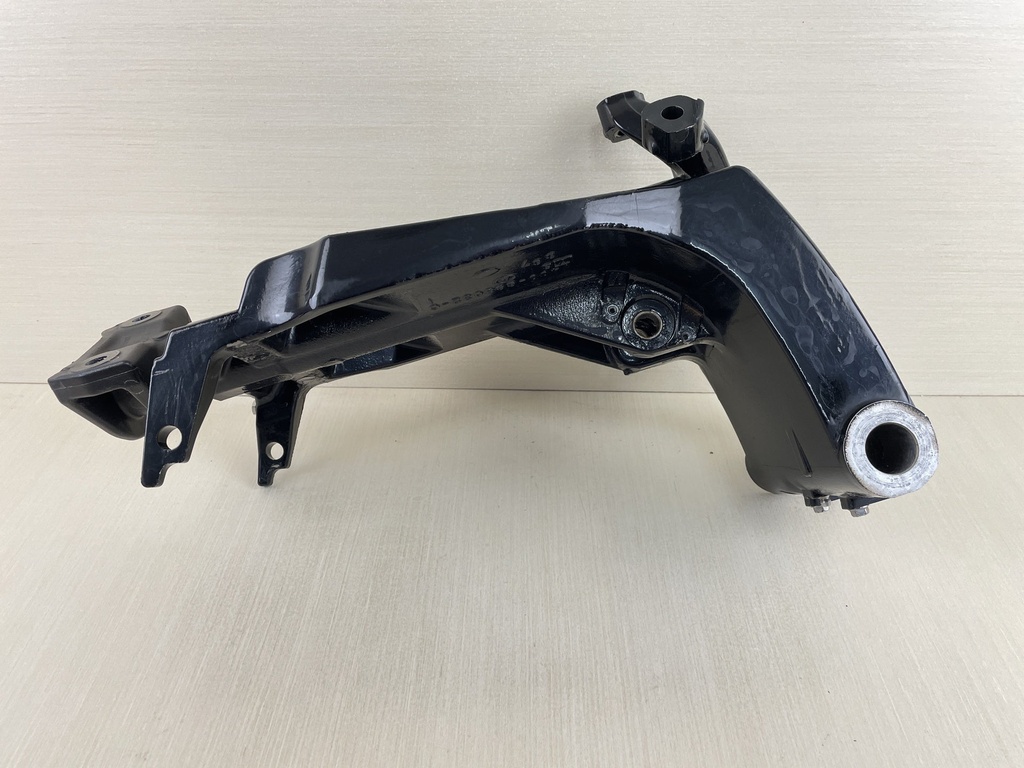 2016 Mercury 90HP 4 Stroke Outboard Swivel Bracket & Steering Tube 8M0107419