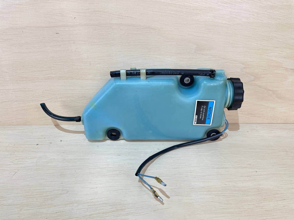 1999 Mercury Optimax 200HP 2 Stroke Oil Tank Assembly 830889A1