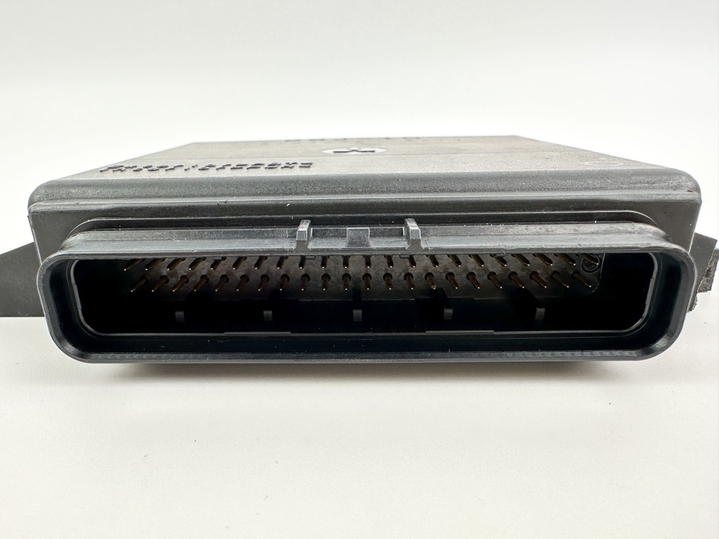 2004 Yamaha 225 HP 4 Stroke Outboard ECU Engine Control Unit 69J-8591A-10-00 OEM