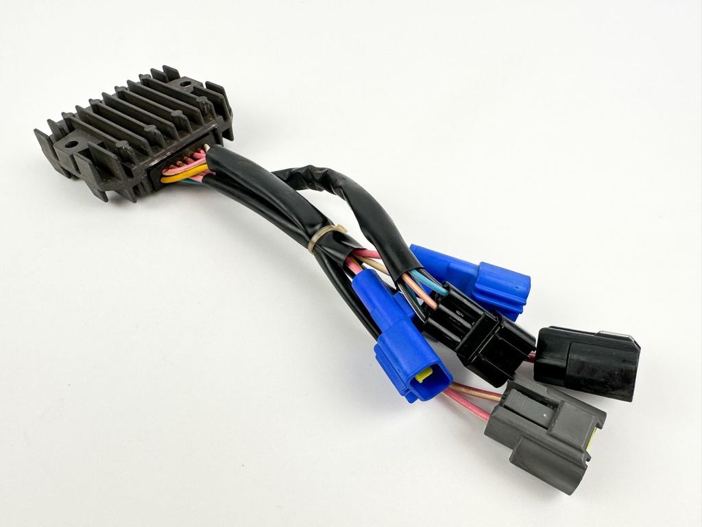 2004 Yamaha 225 HP 4 Stroke Outboard Drive Unit Assembly 69J-83306-01-00 OEM