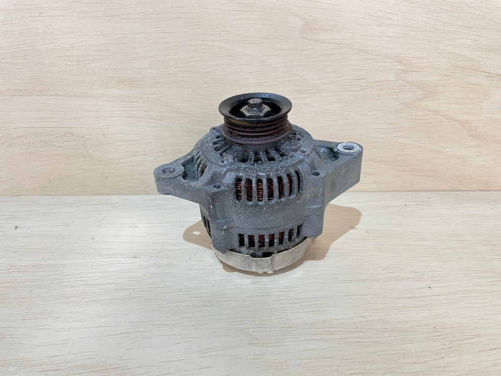 1999 Mercury Optimax 200HP Outboard Engine Alternator 8M0064020