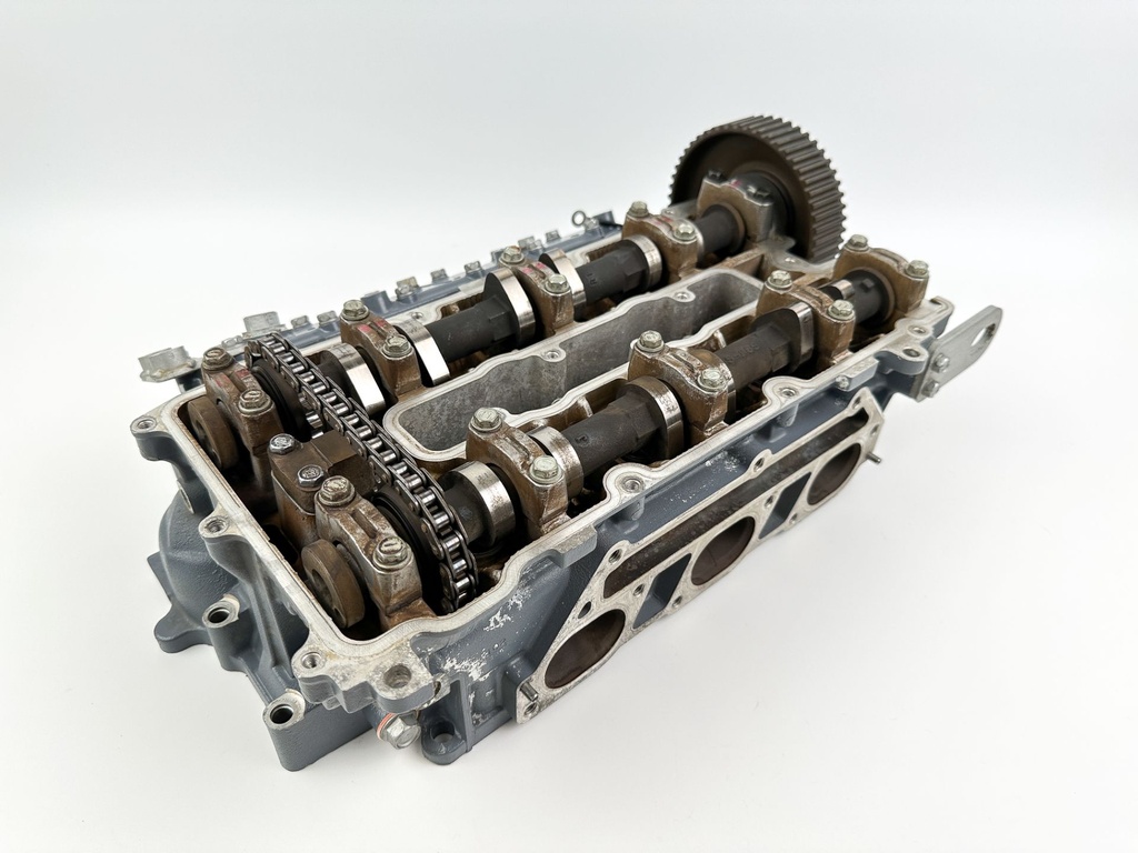 2004 Yamaha 225 HP 4 Stroke Outboard Starboard Cylinder Head 69J-W009A-02-1S OEM