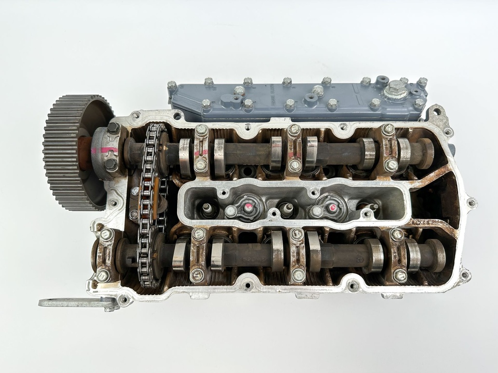 2004 Yamaha 225 HP 4 Stroke Outboard Port Cylinder Head 69J-W009C-02-1S OEM