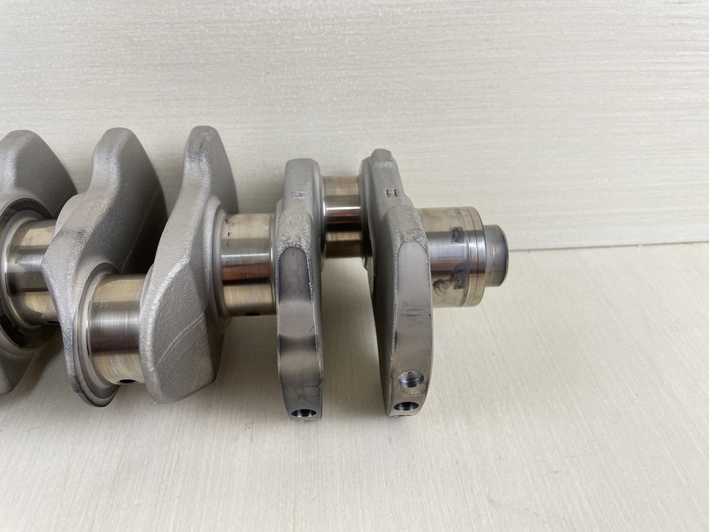 2008 Yamaha 90HP F90 4 Stroke Outboard Crankshaft Crank Shaft Assembly 6D8-11411-00-00