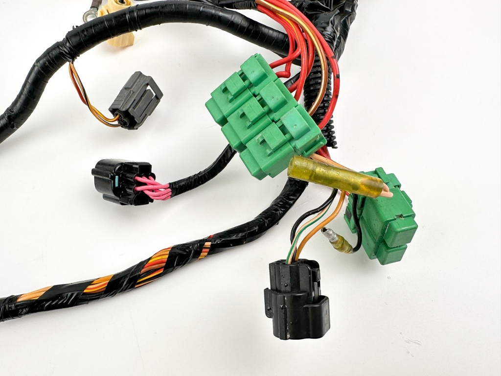 2004 Yamaha 225 HP 4 Stroke Outboard Engine Wire Harness 69J-82590-40-00 OEM