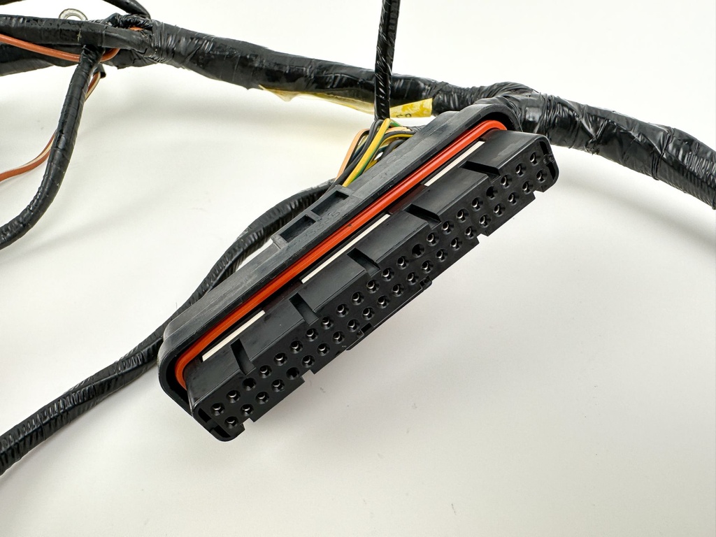 2004 Yamaha 225 HP 4 Stroke Outboard Engine Wire Harness 69J-82590-40-00 OEM