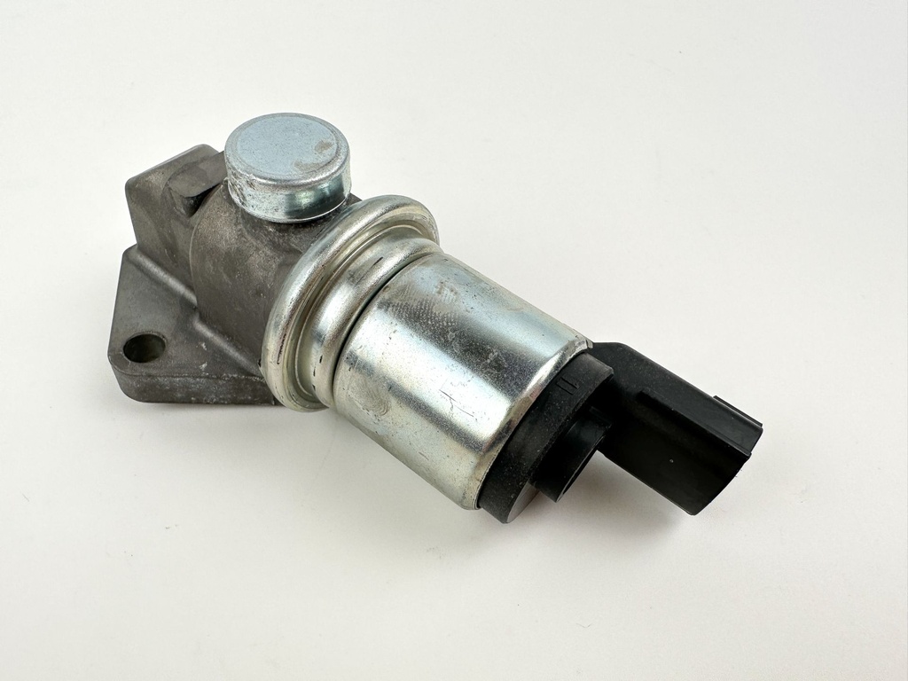 2012 Suzuki 140 HP 4 Stroke Outboard IAC Idle Air Control Valve 18137-77E00 OEM