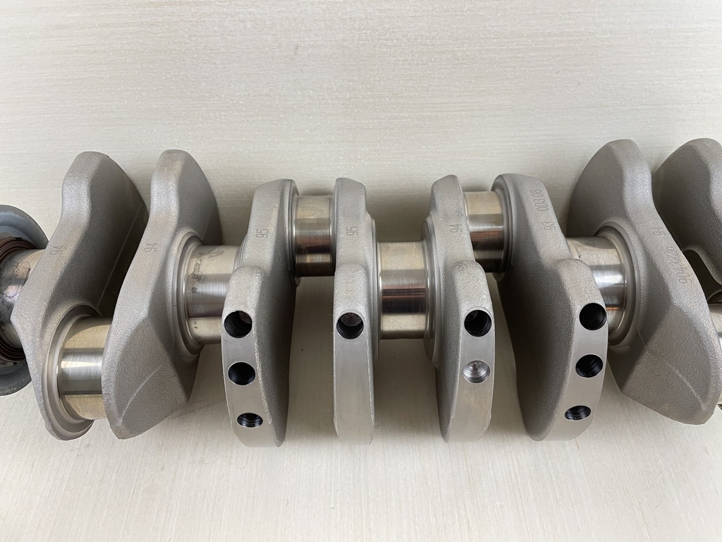 2008 Yamaha 90HP F90 4 Stroke Outboard Crankshaft Crank Shaft Assembly 6D8-11411-00-00