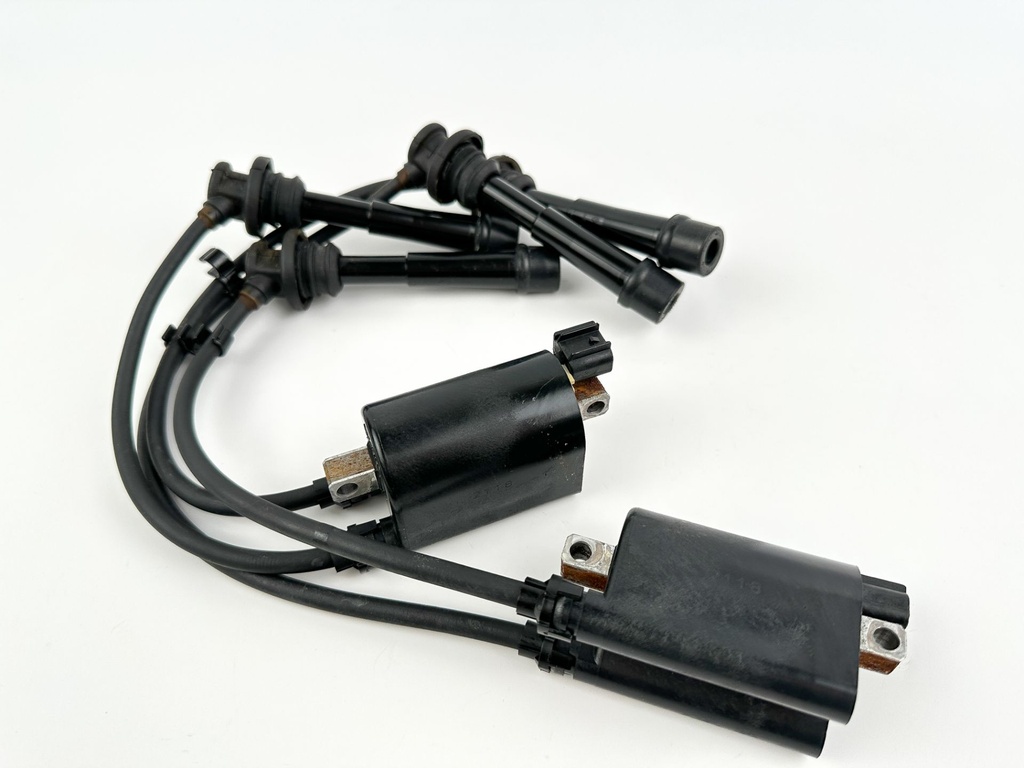 2012 Suzuki 140 HP 4 Stroke Outboard Ignition Coil Set 33410-90J00 OEM