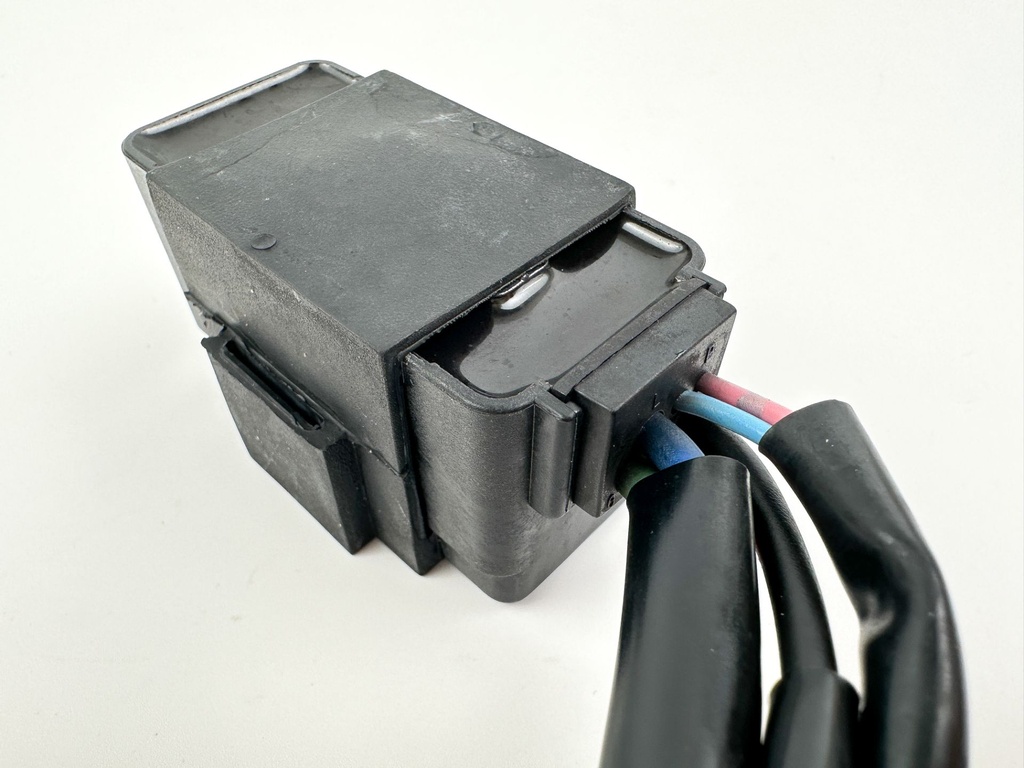 2012 Suzuki 140 HP 4 Stroke Outboard Trim Tilt Relay 38410-93J12 OEM
