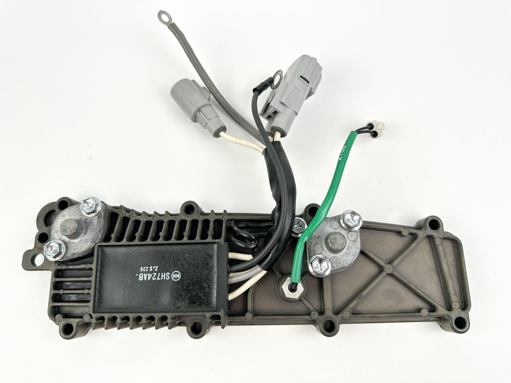2012 Suzuki 140 HP 4 Stroke Outboard Rectifier & Regulator 32800-90J30 OEM