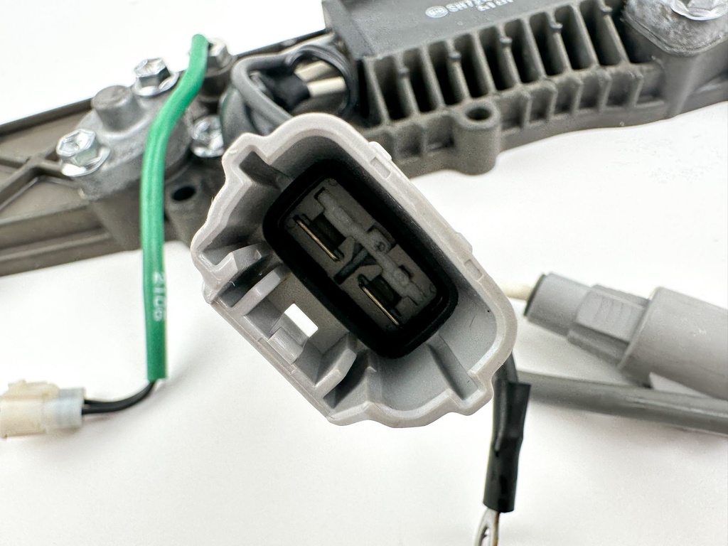 2012 Suzuki 140 HP 4 Stroke Outboard Rectifier & Regulator 32800-90J30 OEM