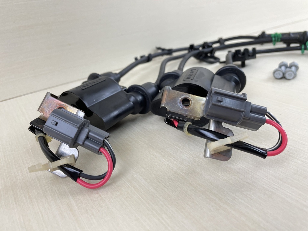 2008 Yamaha 90HP F90 4 Stroke Outboard Ignition Coil Assembly Set 63P-82310-01-00  