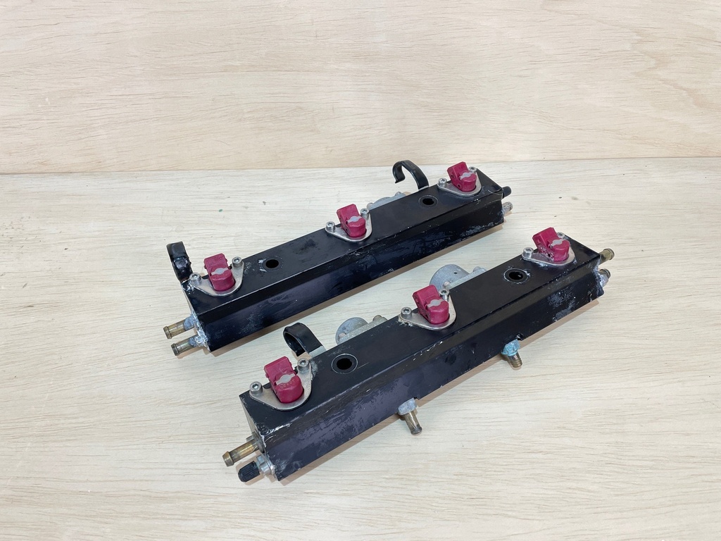 1999 Mercury Optimax 200HP Fuel Injectors With Fail Rails 804528