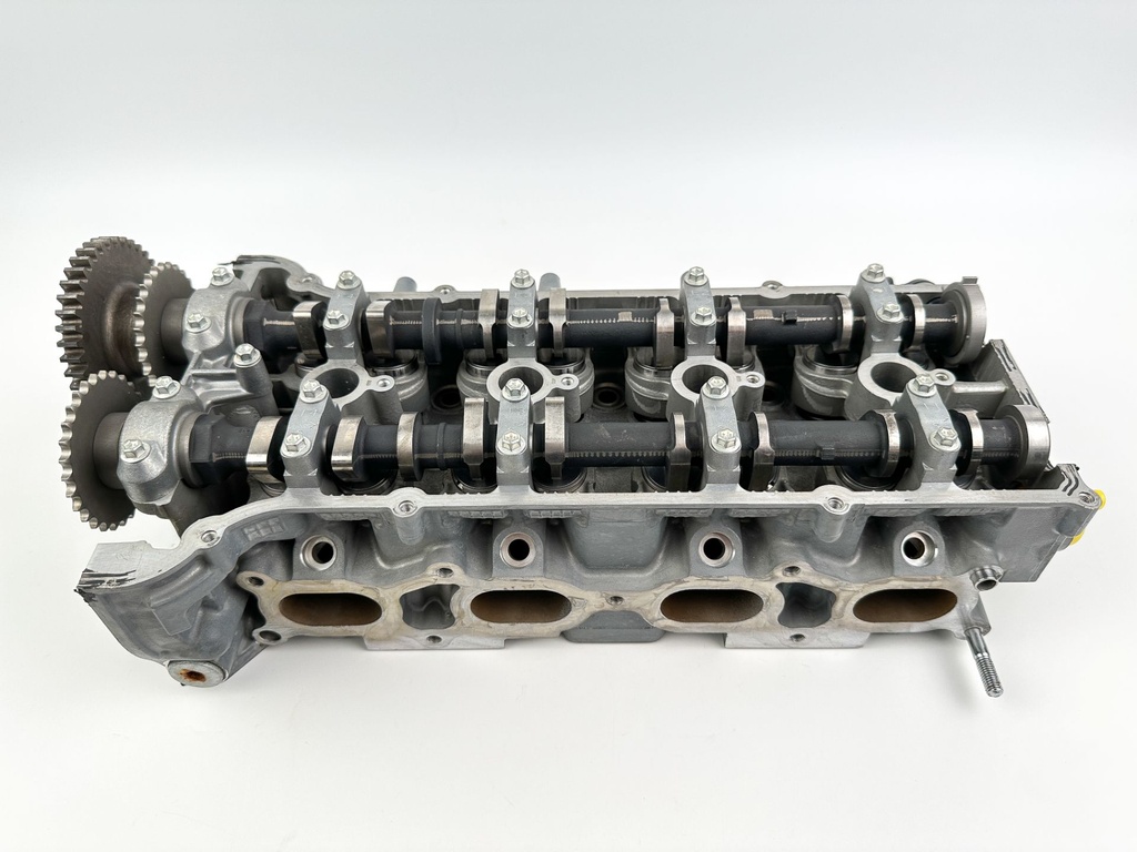 2012 Suzuki 140 HP 4 Stroke Outboard Cylinder Head 11100-90J11 OEM