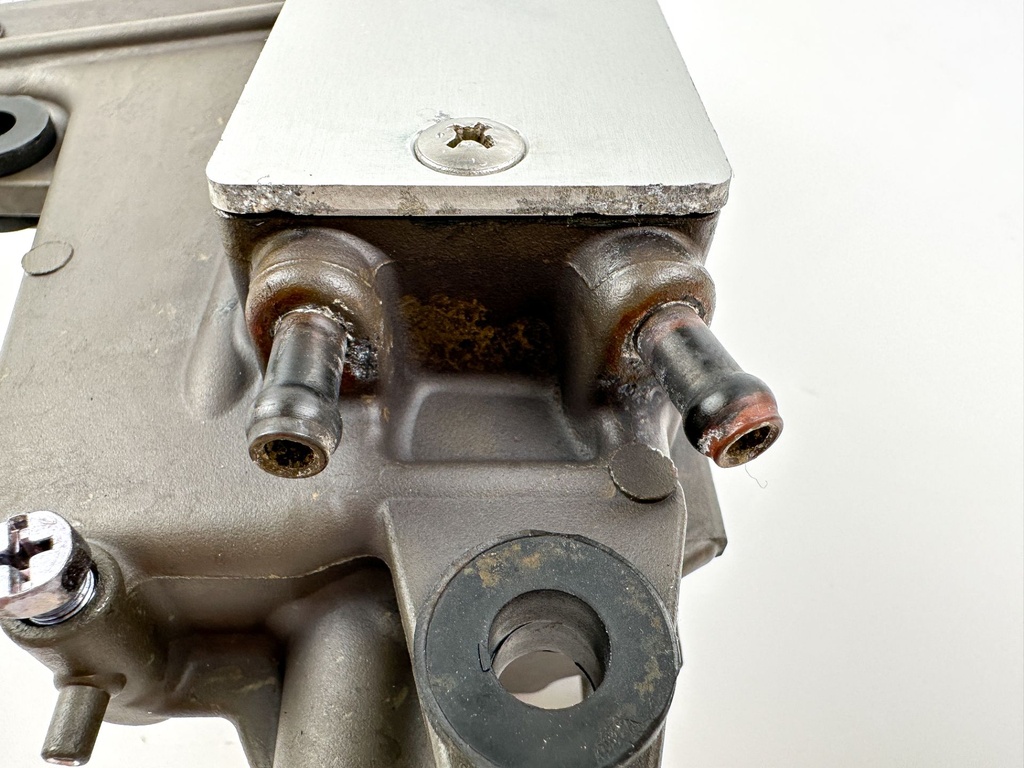 2012 Suzuki 140 HP 4 Stroke Outboard Vapor Separator Tank VST Read to Install