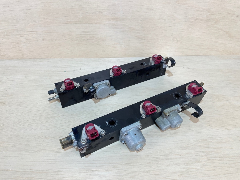 1999 Mercury Optimax 200HP Fuel Injectors With Fail Rails 804528