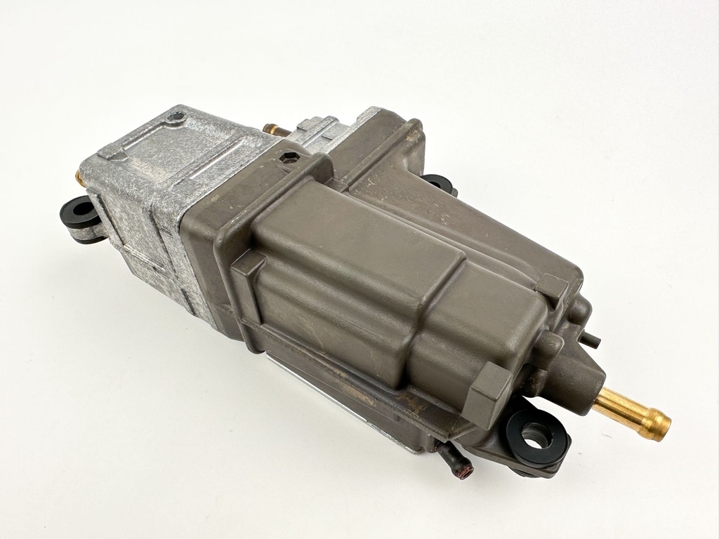 2012 Suzuki 140 HP 4 Stroke Outboard Vapor Separator Tank VST Read to Install