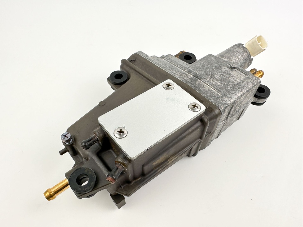 2012 Suzuki 140 HP 4 Stroke Outboard Vapor Separator Tank VST Read to Install