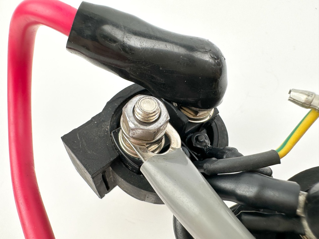 2003 Suzuki 60 HP 4 Stroke Outboard Trim Tilt Relay 38410-94552 OEM