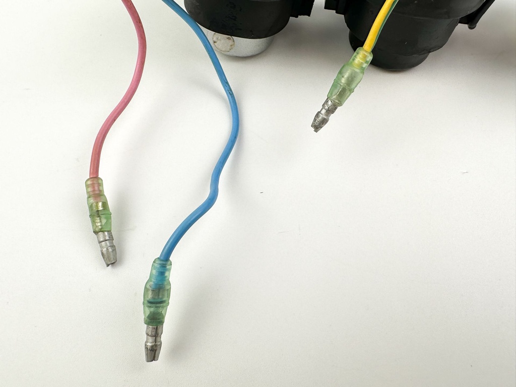 2003 Suzuki 60 HP 4 Stroke Outboard Trim Tilt Relay 38410-94552 OEM