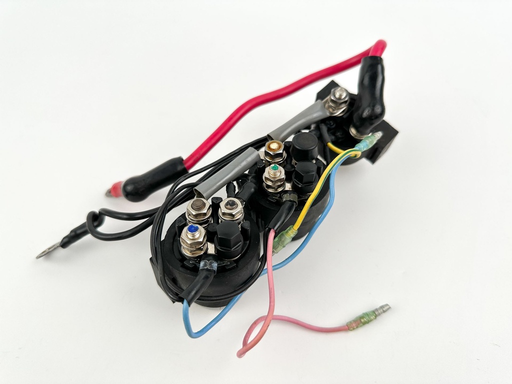 2003 Suzuki 60 HP 4 Stroke Outboard Trim Tilt Relay 38410-94552 OEM