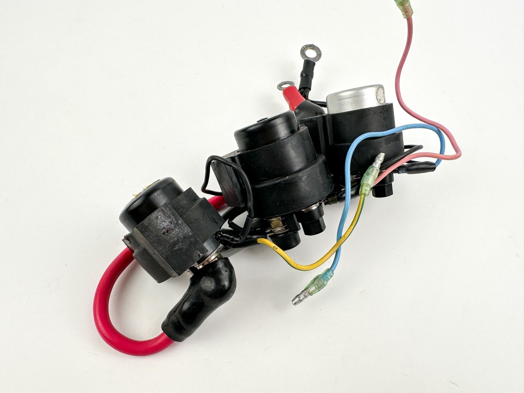 2003 Suzuki 60 HP 4 Stroke Outboard Trim Tilt Relay 38410-94552 OEM