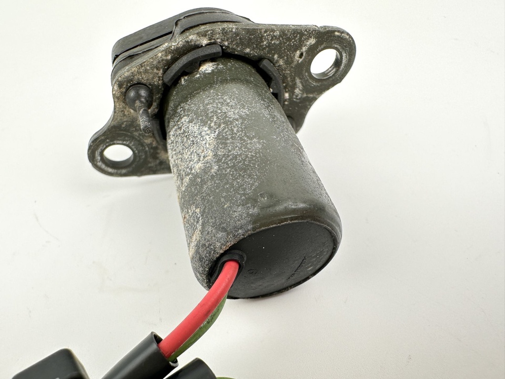 2003 Suzuki 60 HP 4 Stroke Outboard IAC Idle Air Control Valve 13450-99E01 OEM