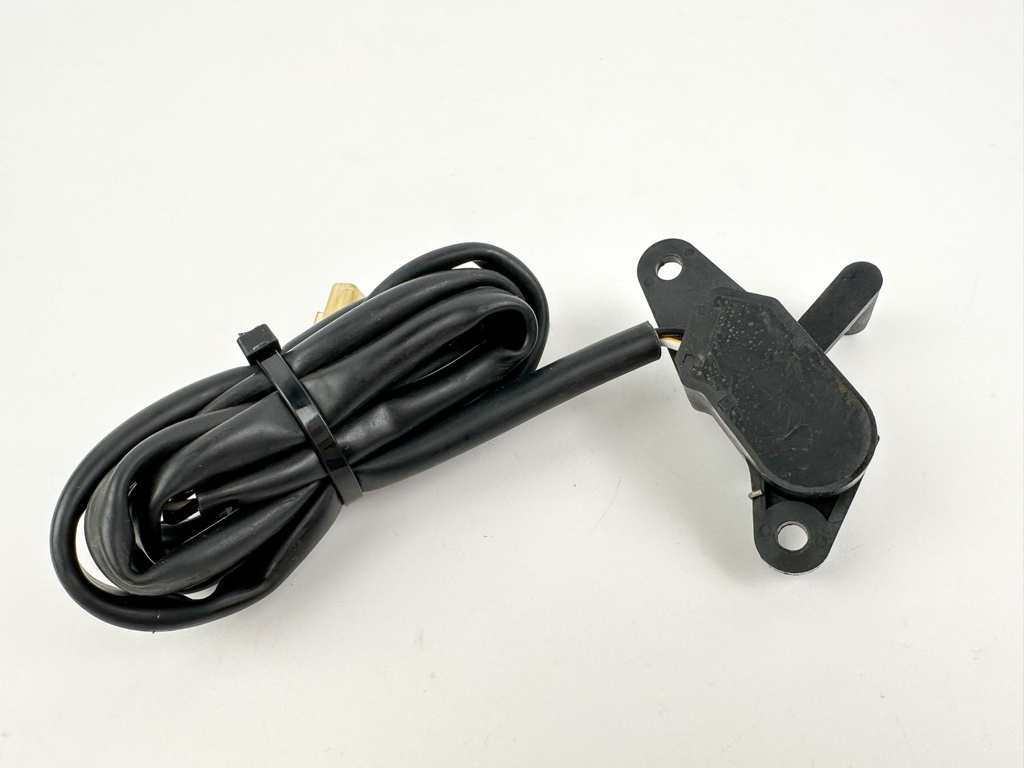 2003 Suzuki 60 HP 4 Stroke Outboard Trim Sender Unit Sensor 34801-99E05 OEM