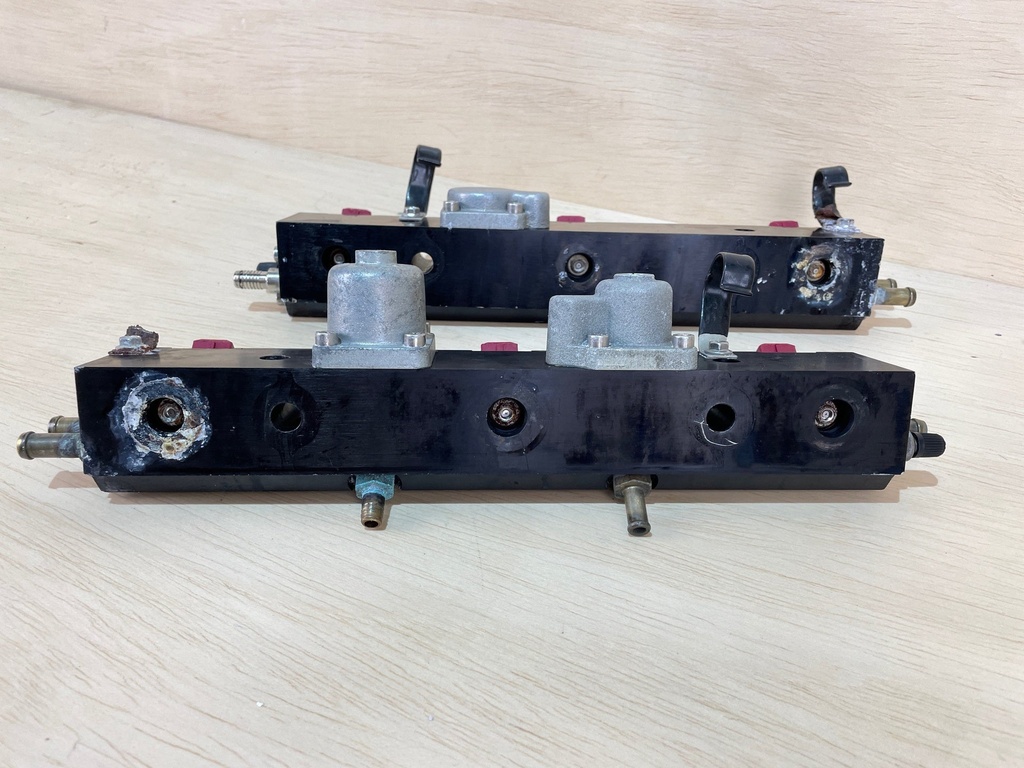 1999 Mercury Optimax 200HP Fuel Injectors With Fail Rails 804528