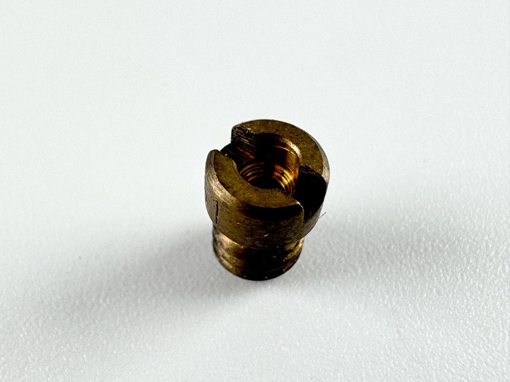 Evinrude Johnson New Old OEM Orifice Plug No.  61 0324977