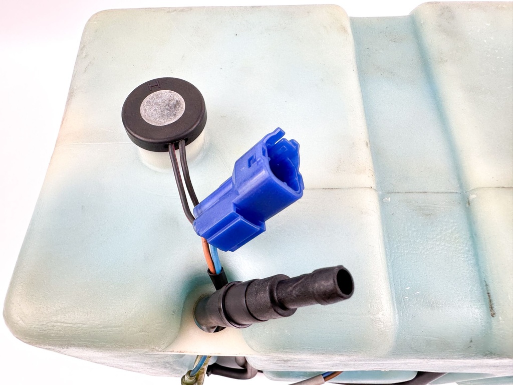 Yamaha Outboard 2 Stroke 10.5L Remote Oil Tank With Pump & Sensor 2.8 Gallons