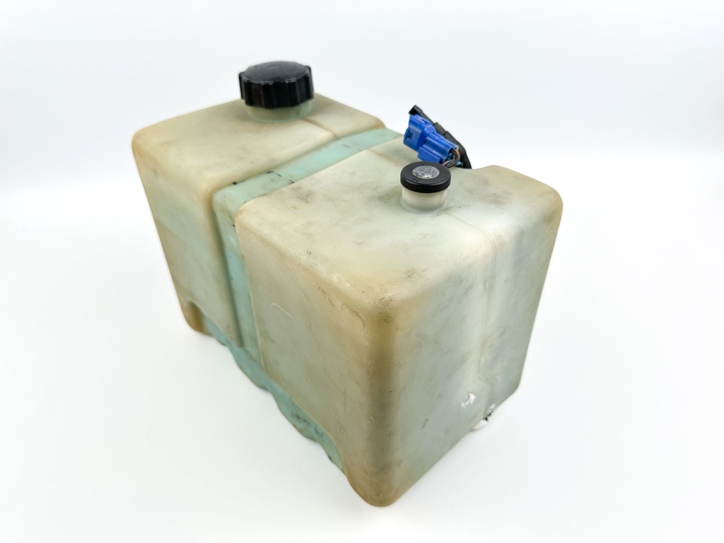 Yamaha Outboard Remote Oil Tank 2.8 Gallons 10.5L W/ Pump & Sensor