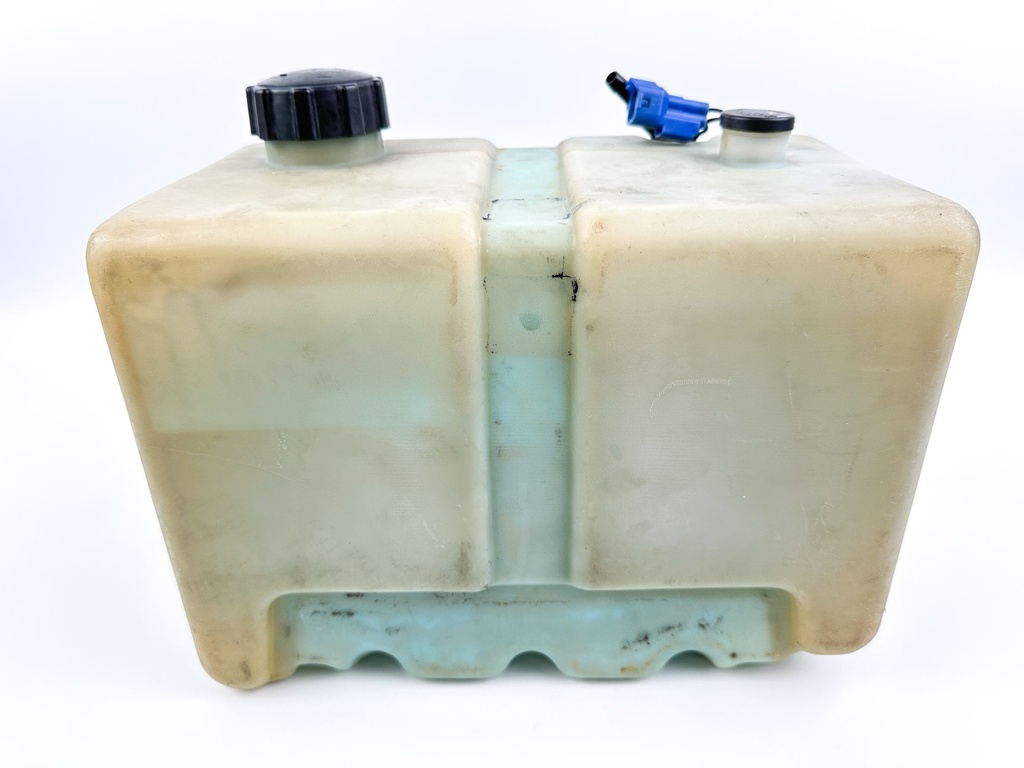 Yamaha Outboard Remote Oil Tank 2.8 Gallons 10.5L W/ Pump & Sensor