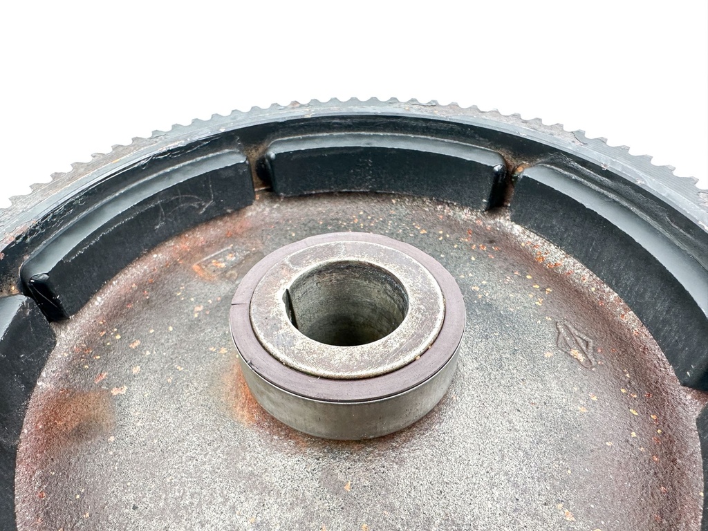 1996 Mercury 60 HP 2 Stroke Outboard Flywheel 9008A19 OEM