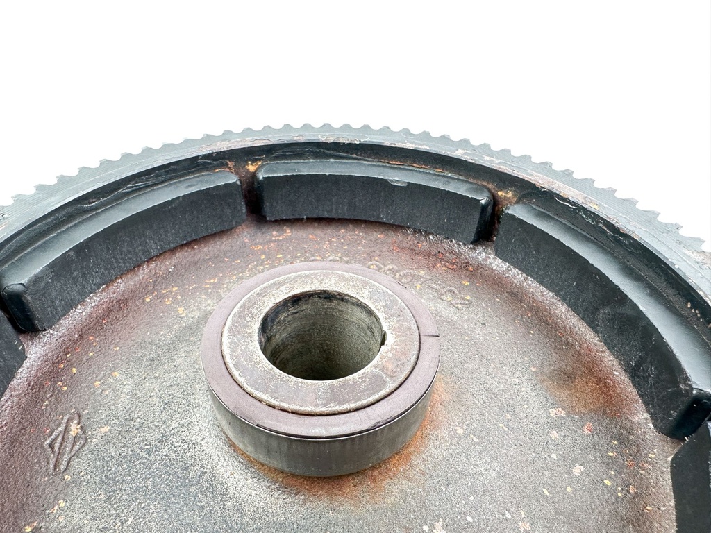 1996 Mercury 60 HP 2 Stroke Outboard Flywheel 9008A19 OEM