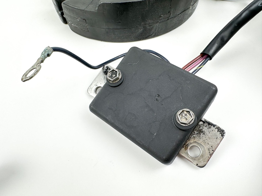 1996 Mercury 60 HP 2 Stroke Outboard Complete Electrical Plate 99021A16 OEM