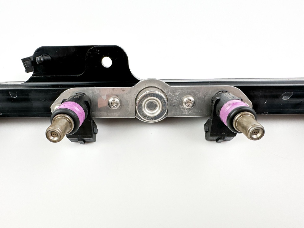 Mercury Verado 200 225 250 275 250 HP L6 Fuel Rail & Injectors Set 8M0006027