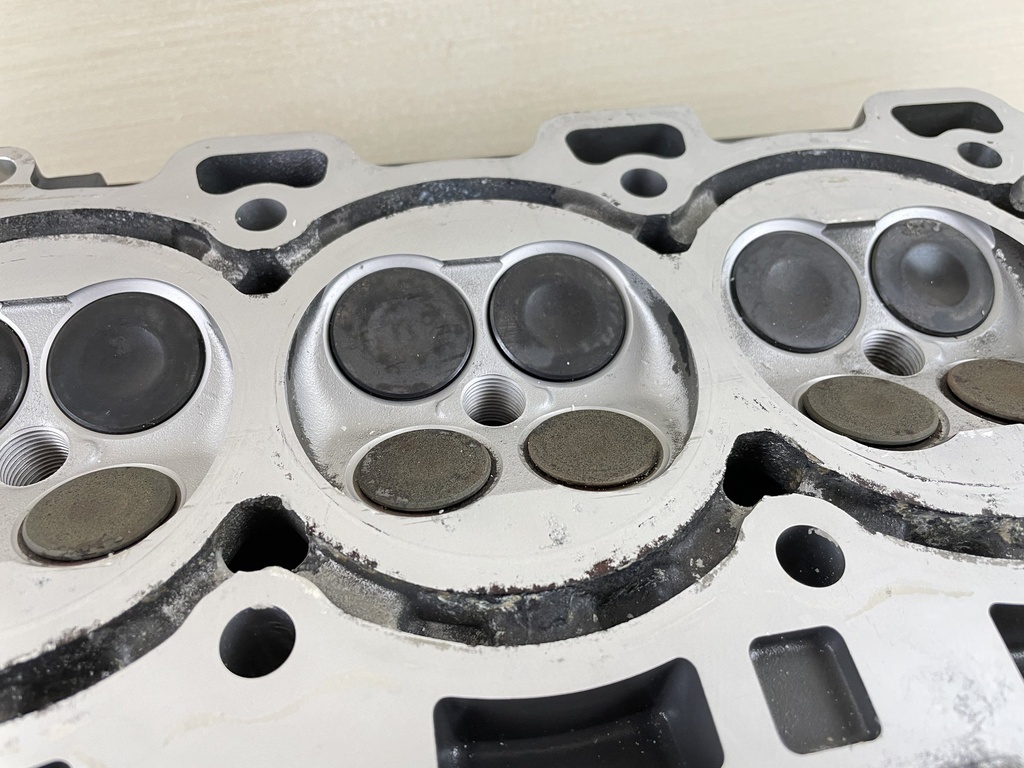 2008 Yamaha 90HP 4 Stoke Outboard Cylinder Head Assembly Complete 6D8-W009A-02-9S