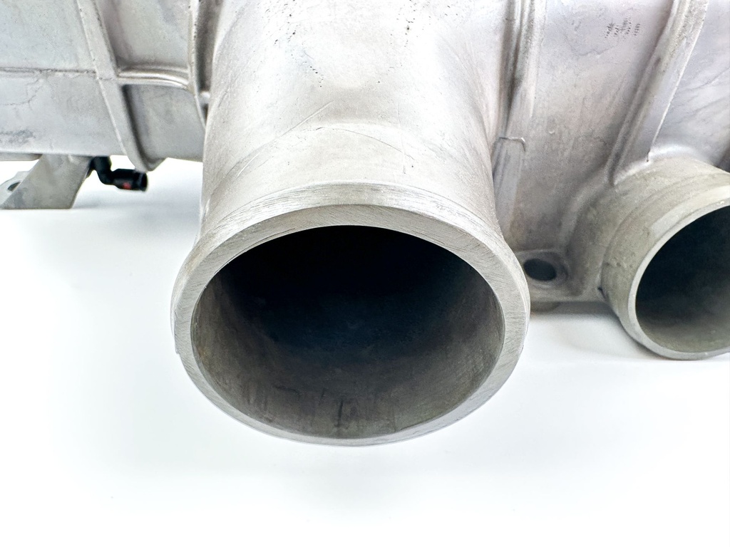 2007 Mercury 275 HP 4 Stroke Outboard CAC Charge Air Cooler 880608T07 OEM