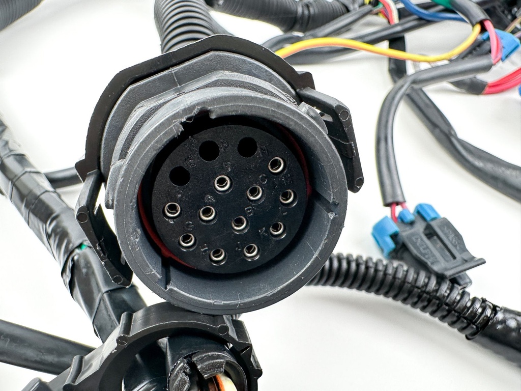 2007 Mercury 275 HP 4 Stroke Outboard Engine Wire Harness 880616A06 OEM