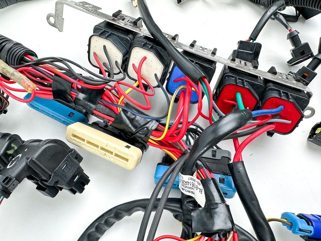 2007 Mercury 275 HP 4 Stroke Outboard Engine Wire Harness 880616A06 OEM