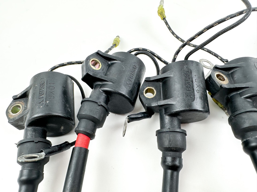 1999 Yamaha 200 HP 2 Stroke Outboard Ignition Coil Set 61A-85570-00-00 OEM