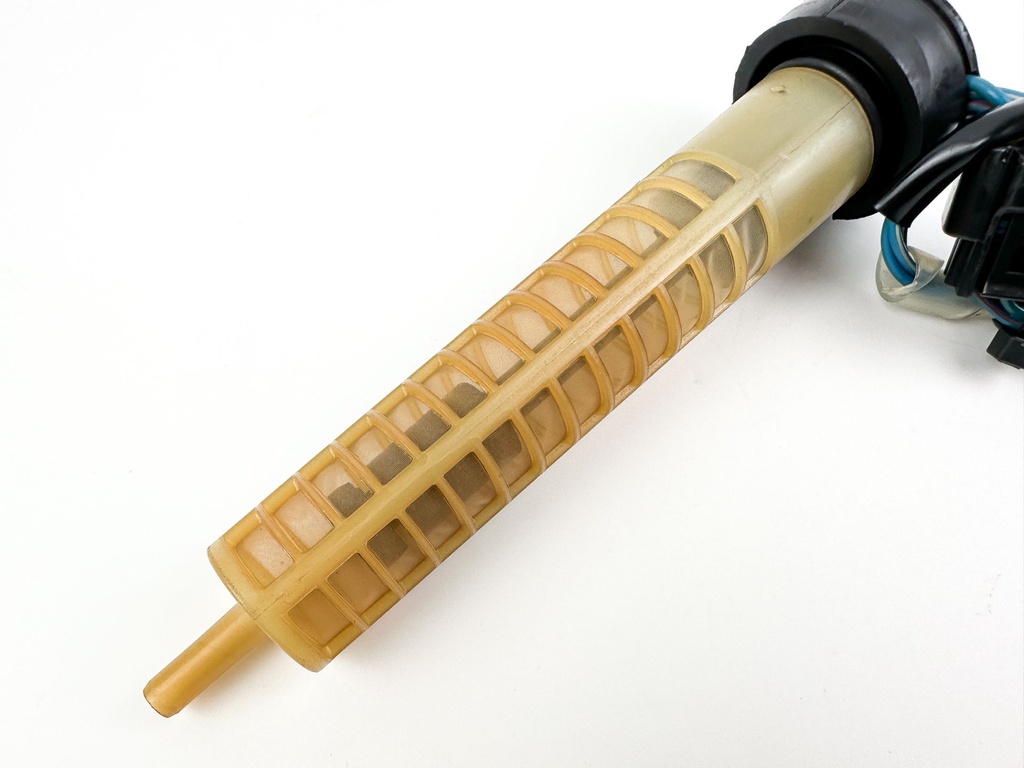 1999 Yamaha 200 HP 2 Stroke Outboard Oil Level Sensor 67H-85730-00-00 OEM