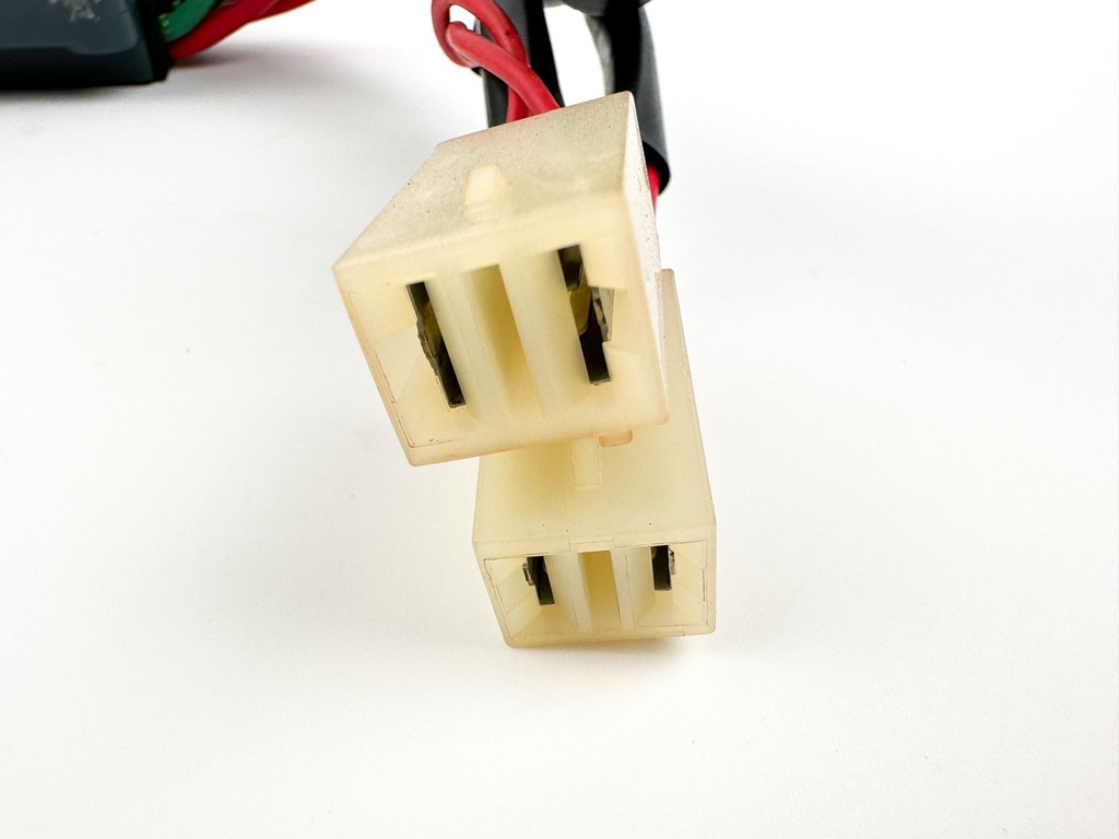 1999 Yamaha 200 HP 2 Stroke Outboard Rectifier & Regulator 67H-81960-00-00 OEM