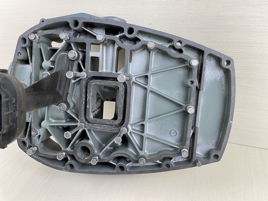 2008 Yamaha 90HP 4 Stroke Outboard Exhaust Guide Housing 6D8-41137-00-94  