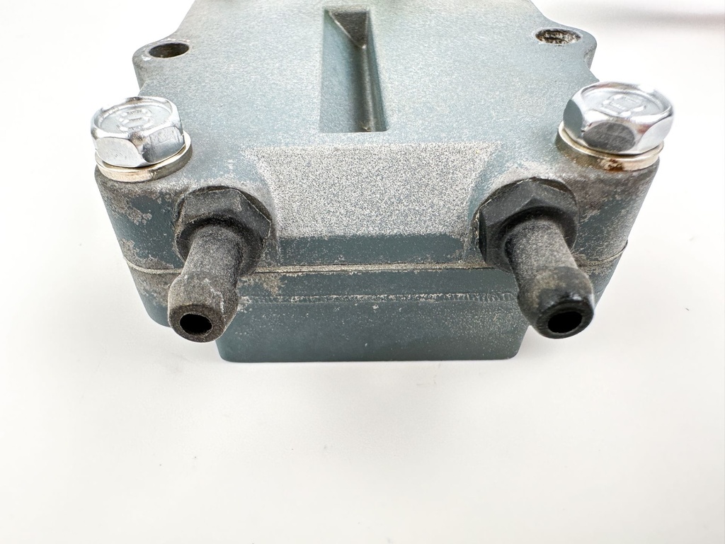 1999 Yamaha 200 HP 2 Stroke Outboard Rectifier & Regulator 67H-81960-00-00 OEM