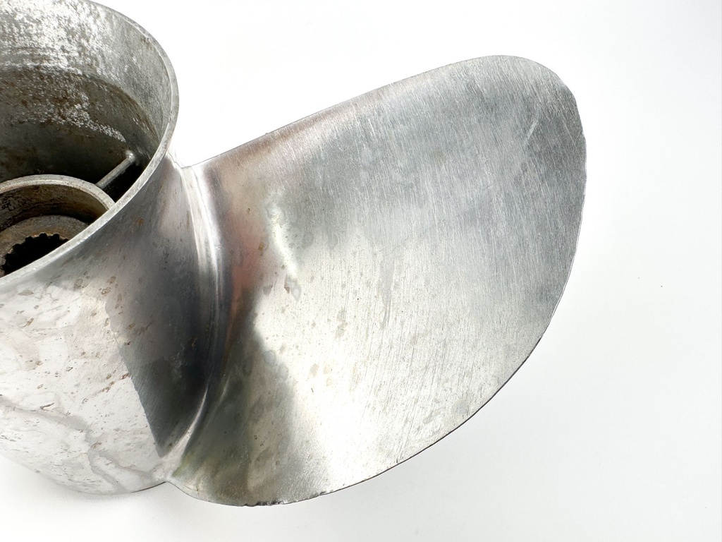 Yamaha Stainless Steel 3 Blade Prop Propeller 15 1/4" x 17P RH Standard