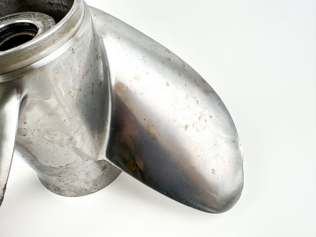 Yamaha Stainless Steel 3 Blade Prop Propeller 15 1/4" x 17P RH Standard