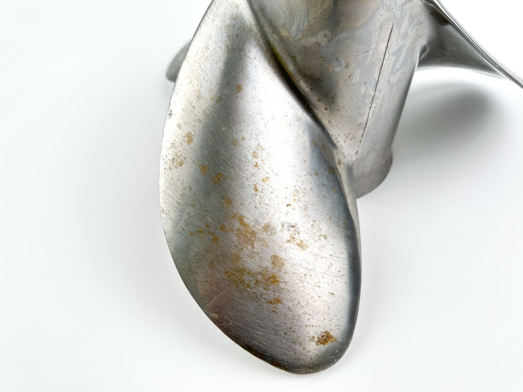 Yamaha Stainless Steel 3 Blade Prop Propeller 15 1/4" x 17P LH Counter